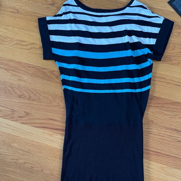 Fun retro sweater dress - Picture 1 of 6